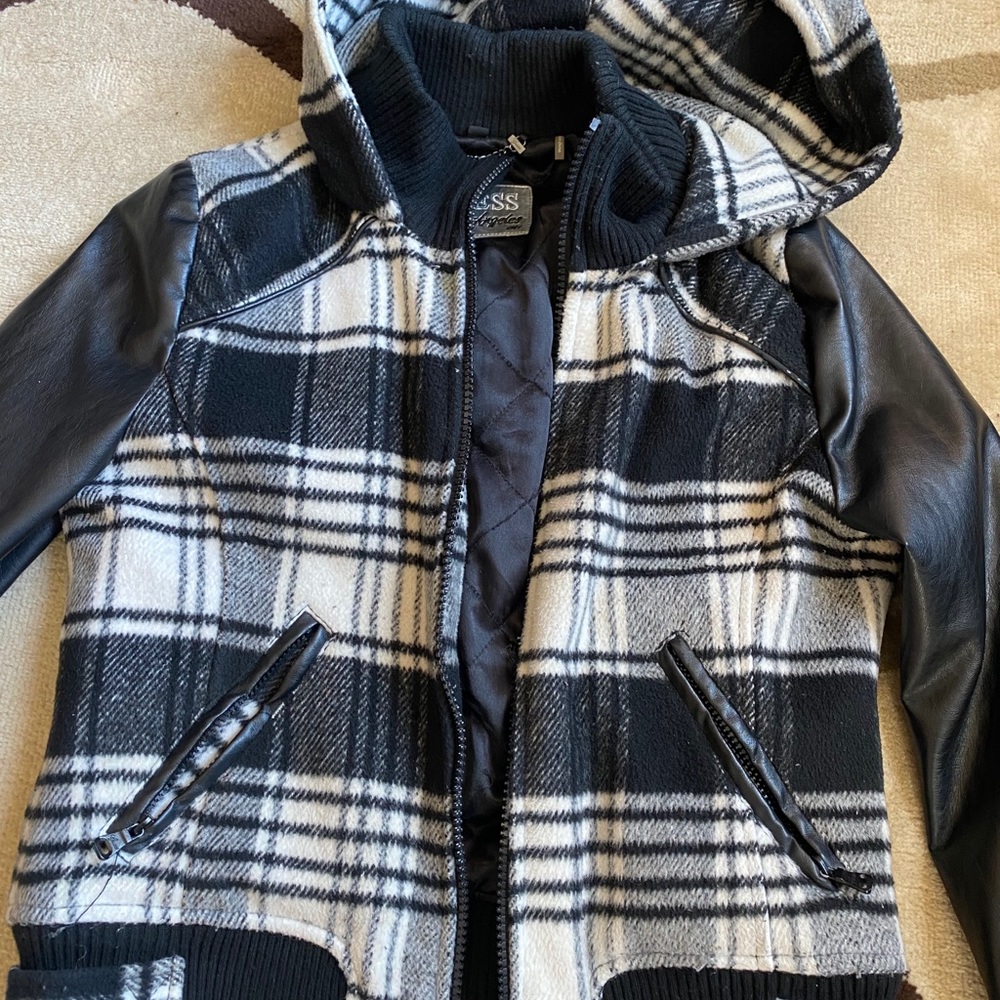 Winter jacket - Picture 5 of 6